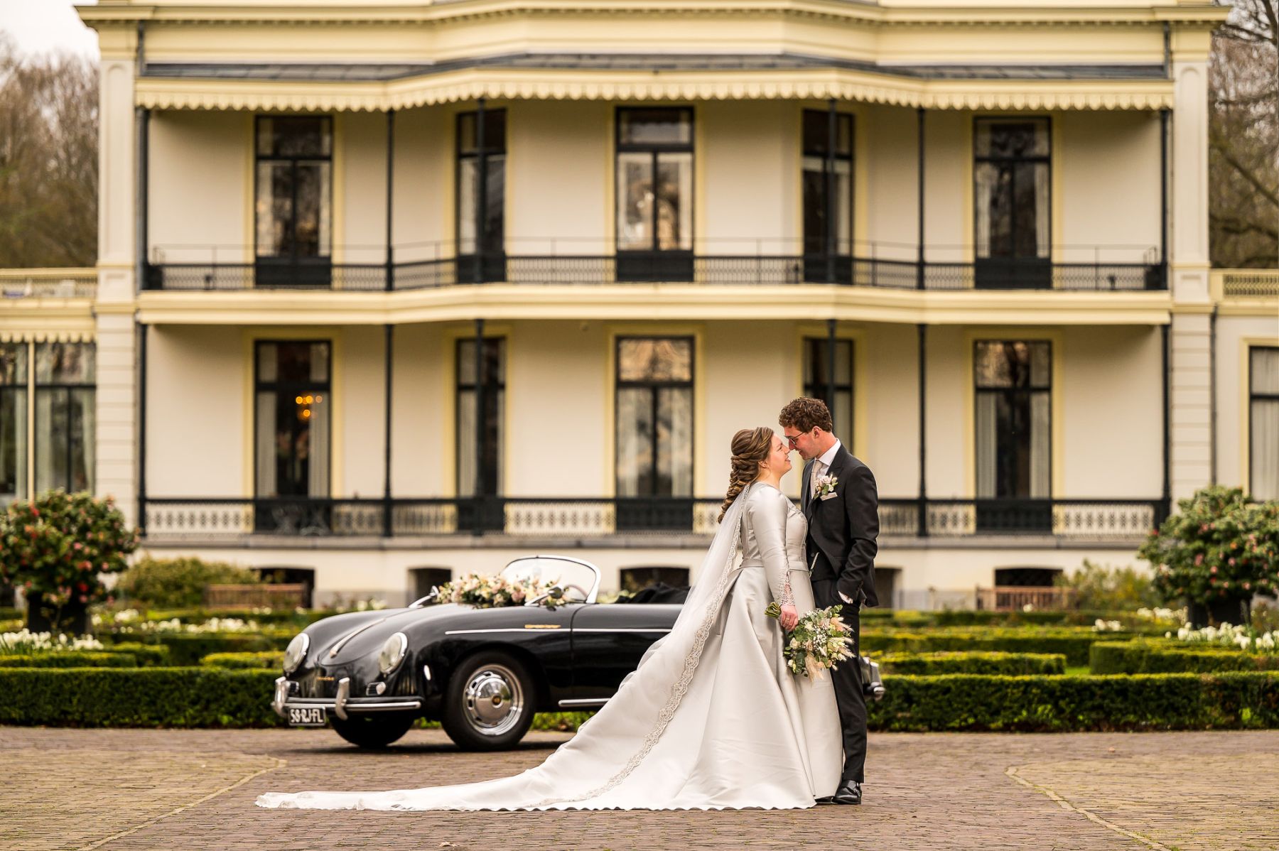 Gerrit-Willemijn-Jan-van-de-Maat-Bruidsfotografie-Trouwfotografie-kasteel-de-Vanenburg-Putten