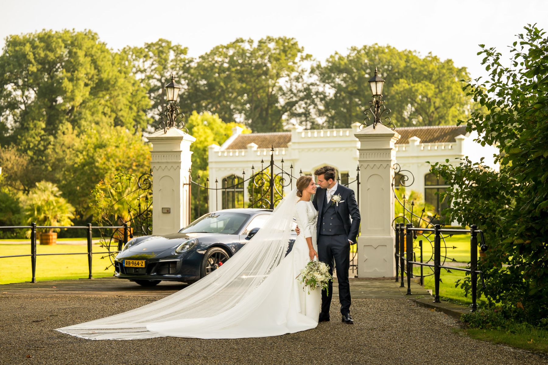 Harmen-Jenienke-Jan-van-de-Maat-Bruidsfotografie-trouwfotografie-trouwen-kasteel-Sandenburg
