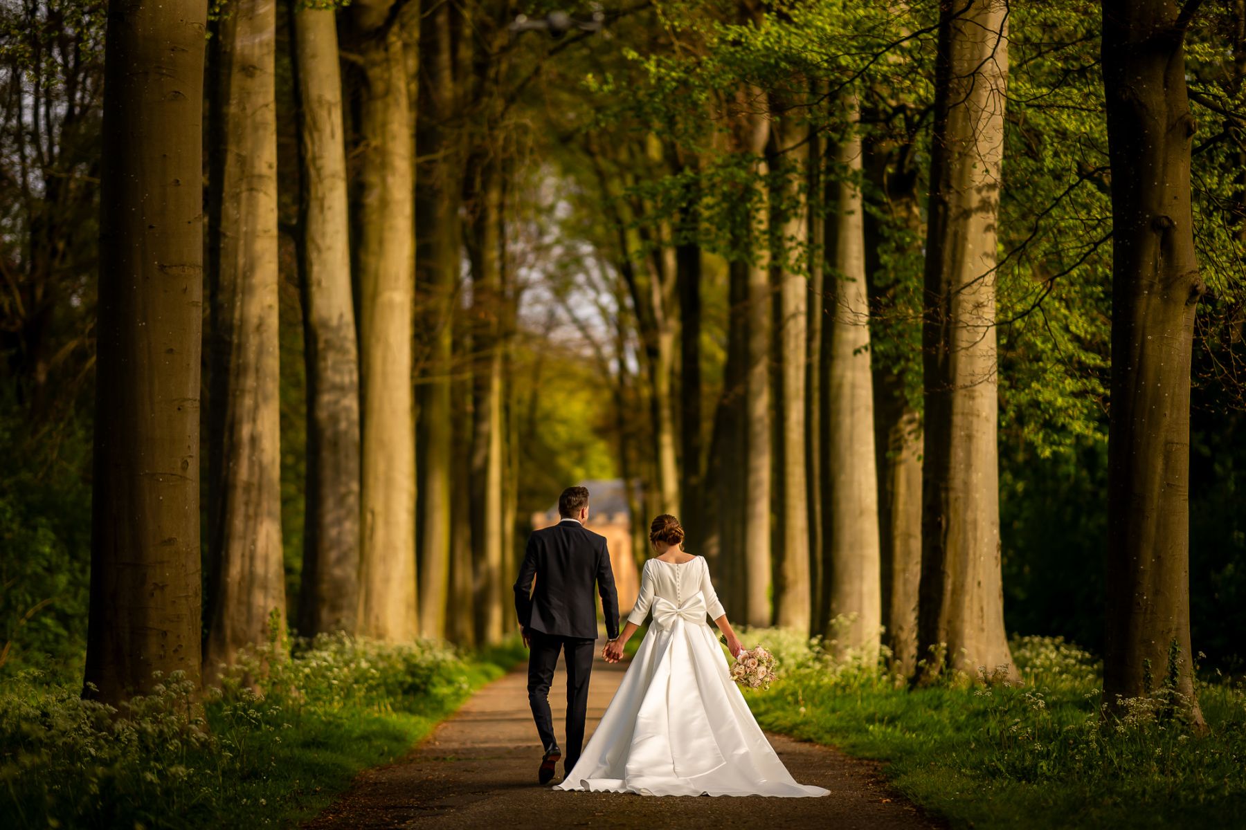 Hendrik-Marlies-Jan-van-de-Maat-Bruidsfotografie-Molen-de-Zwaluw-Kesteren