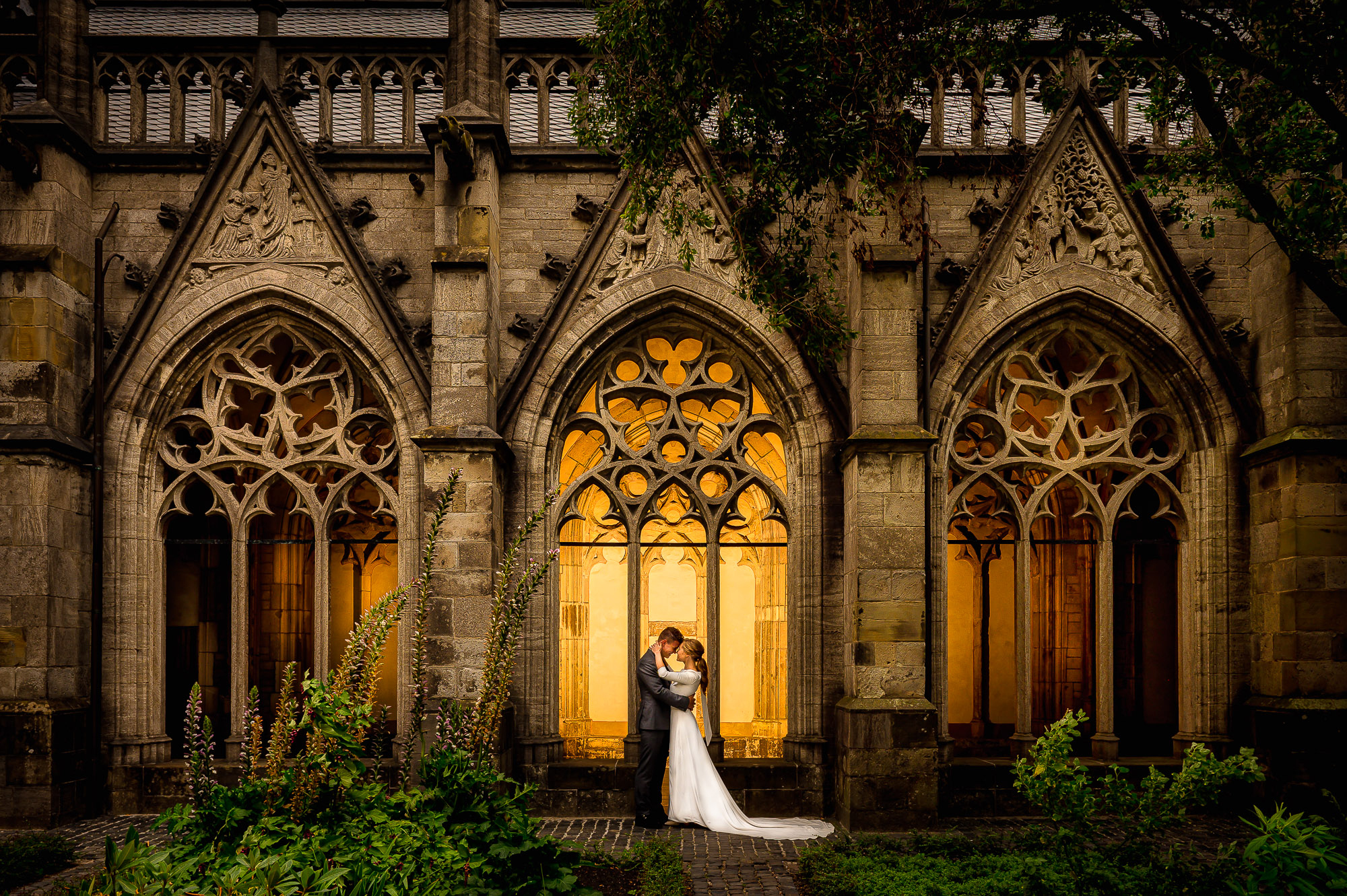 Kees-Nadiene-Jan-van-de-Maat-Bruidsfotografie-Trouwfotografie-Utrecht-Pandhof-Dom-Mereveld