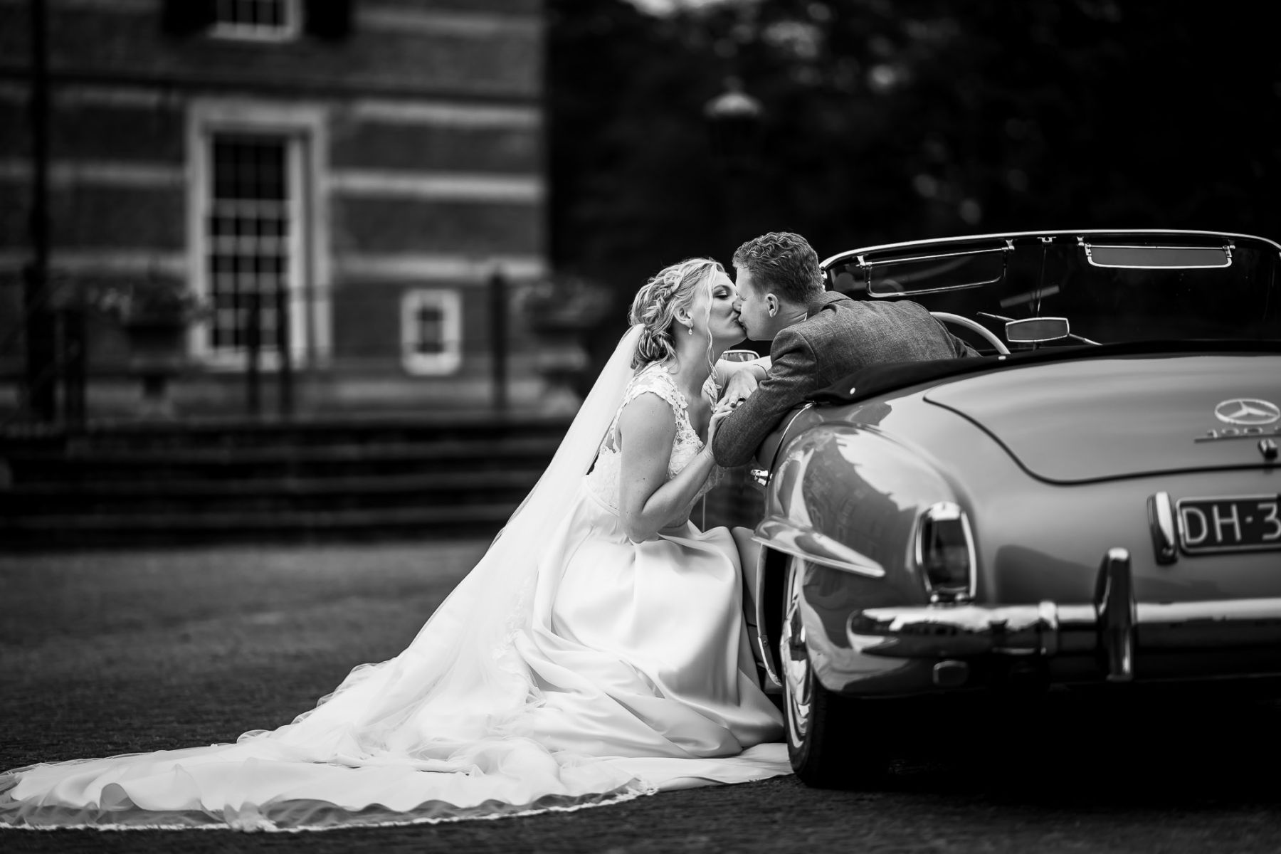 Martijn-Marinthe-Jan-van-de-Maat-Bruidsfotografie-Klassiek-Classy-Trouwfotografie-Trouwen-kasteel-Twickel