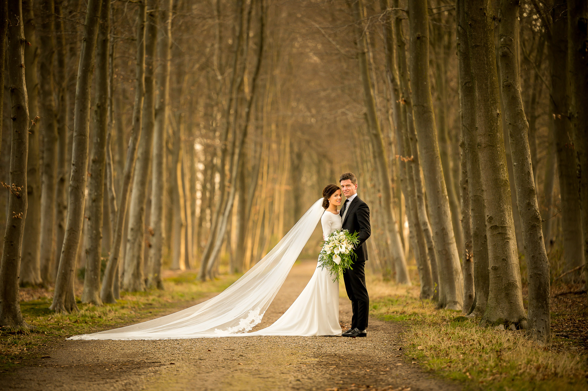 Reindert-Jan_Evelien-Jan-van-de-Maat-Fotografie-Bruidsfotografie-Barneveld