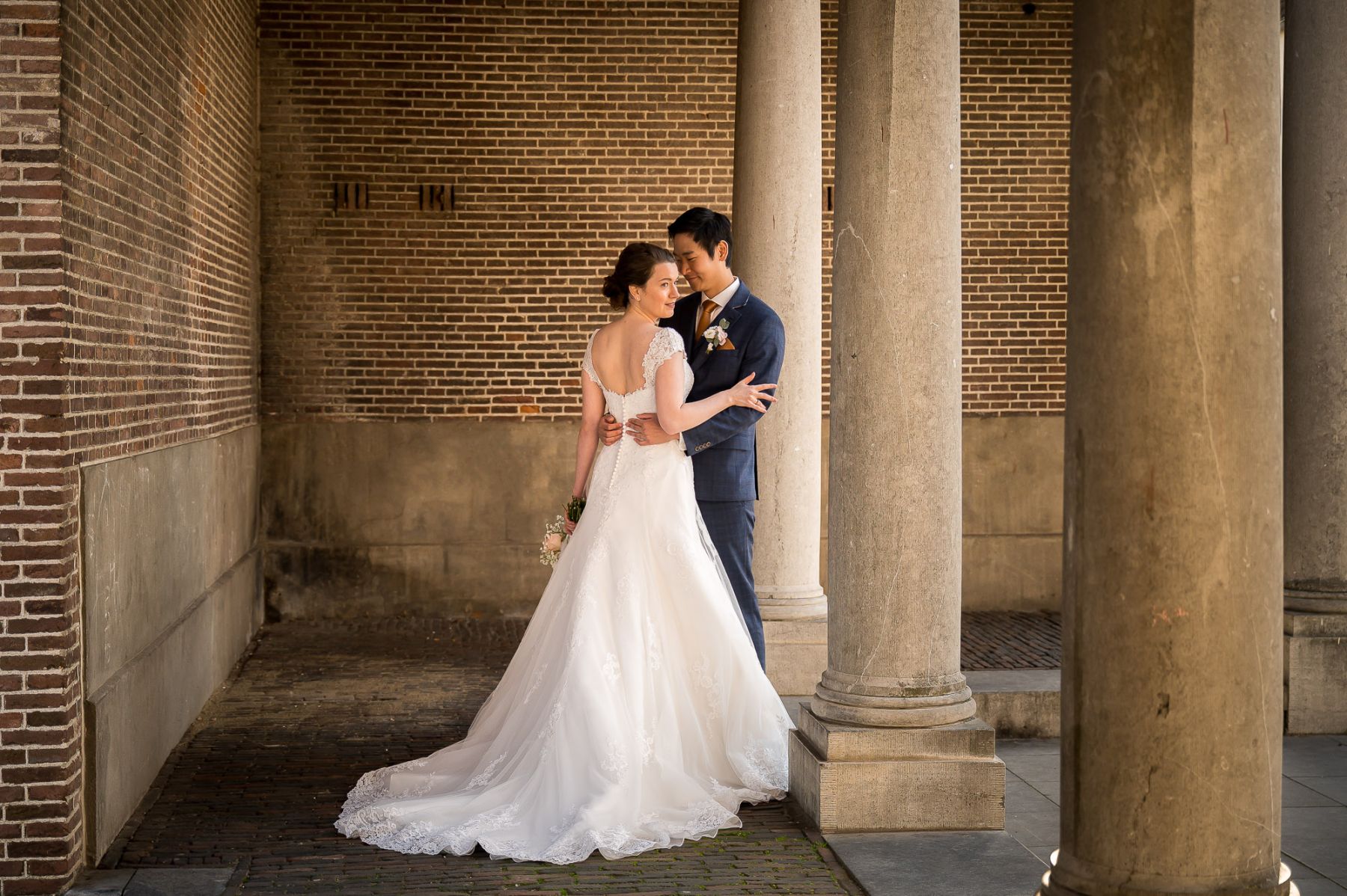 Seong-Ho-Rosalie-Jan-van-de-Maat-Bruidsfotografie-Trouwfotografie-Het-Witte-Kasteel-Loon-op-Zand