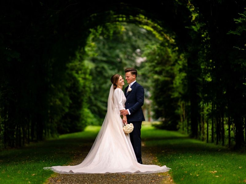 Johan-Jolanda-Jan-van-de-Maat-Bruidsfotografie-Trouwfotografie-Oranjerie-Hydepark-Doorn