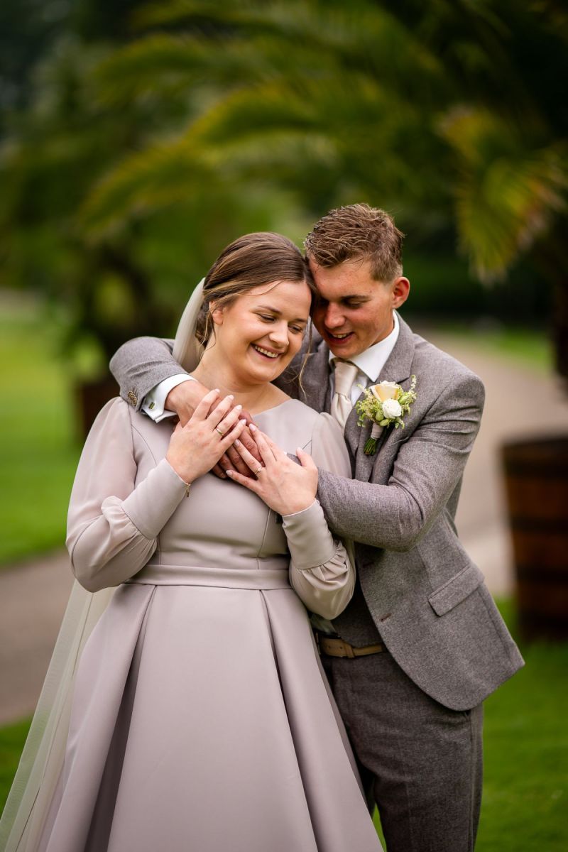 Erik-Joelle-Jan-van-de-Maat-Bruidsfotografie-Oranjerie-Landgoed-Sandenburg