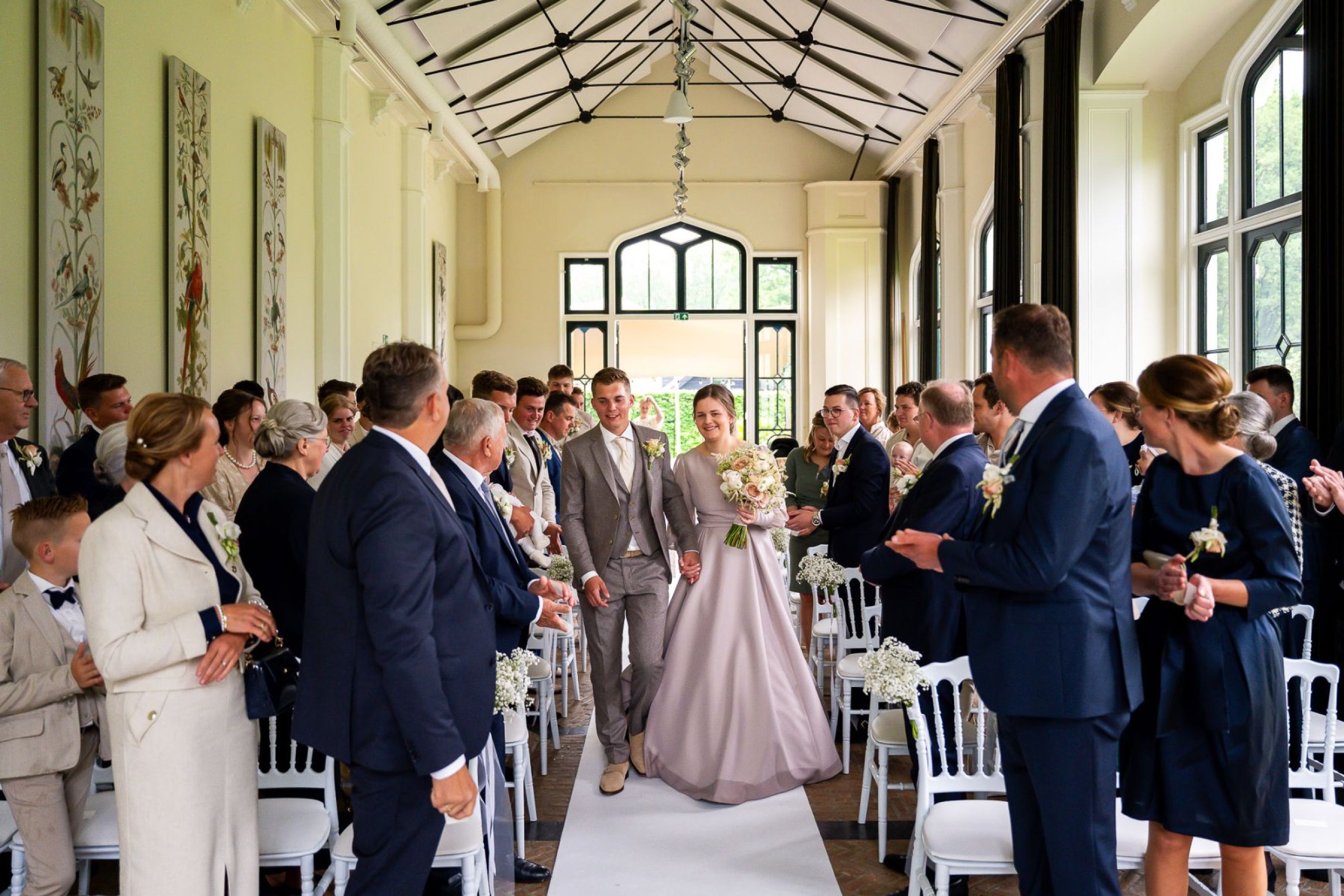 Erik-Joelle-Jan-van-de-Maat-Bruidsfotografie-Oranjerie-Landgoed-Sandenburg