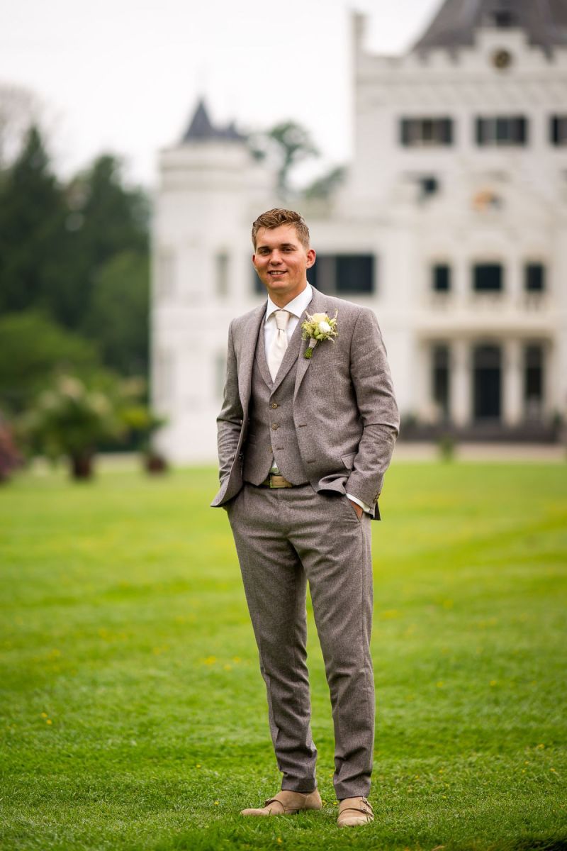 Erik-Joelle-Jan-van-de-Maat-Bruidsfotografie-Oranjerie-Landgoed-Sandenburg