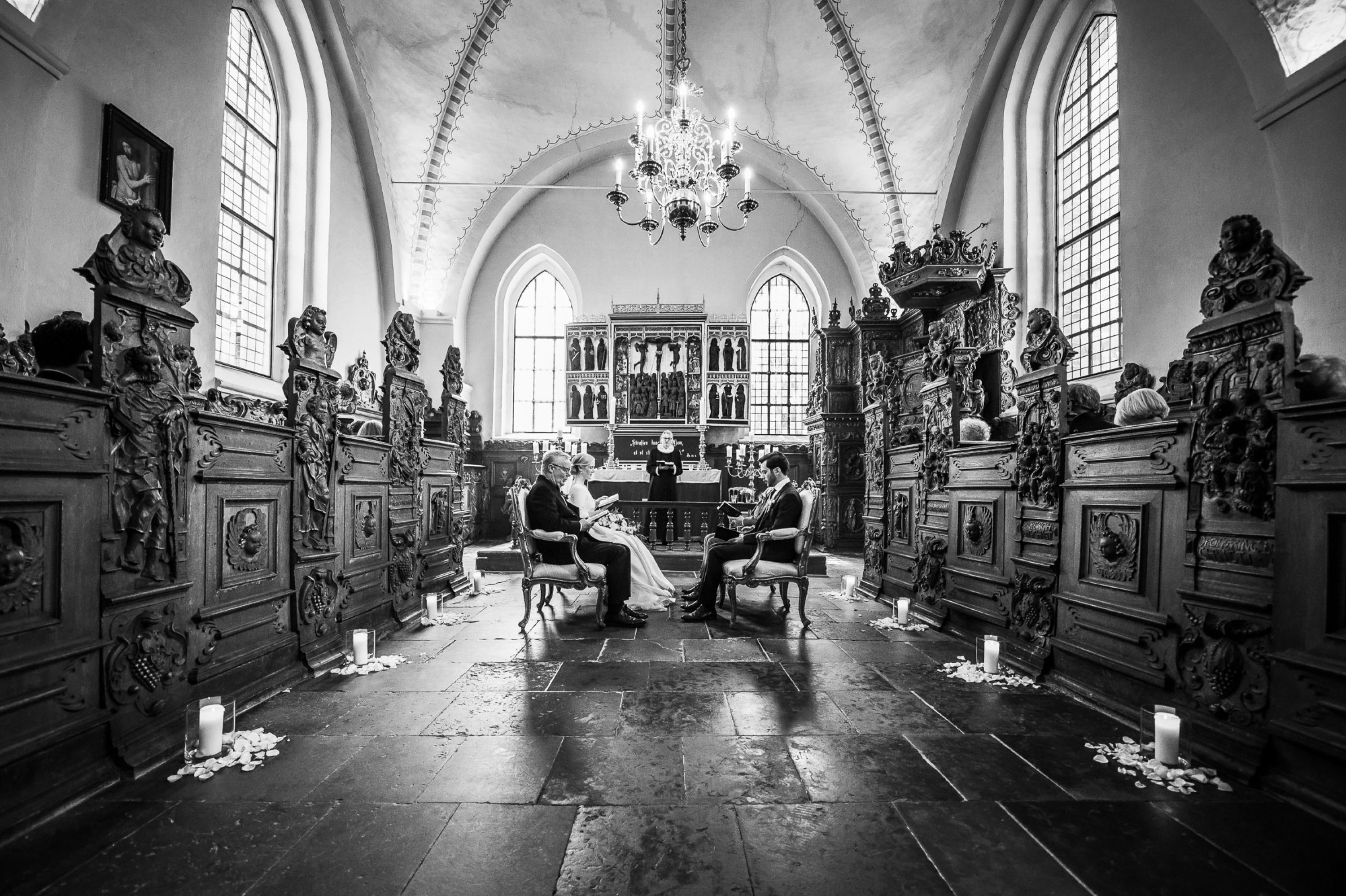 Jens-Christian-Caroline-Jan-van-de-Maat-Fotografie-Photography-Destination-Wedding-Denmark-Holckenhavn-Castle-Slot