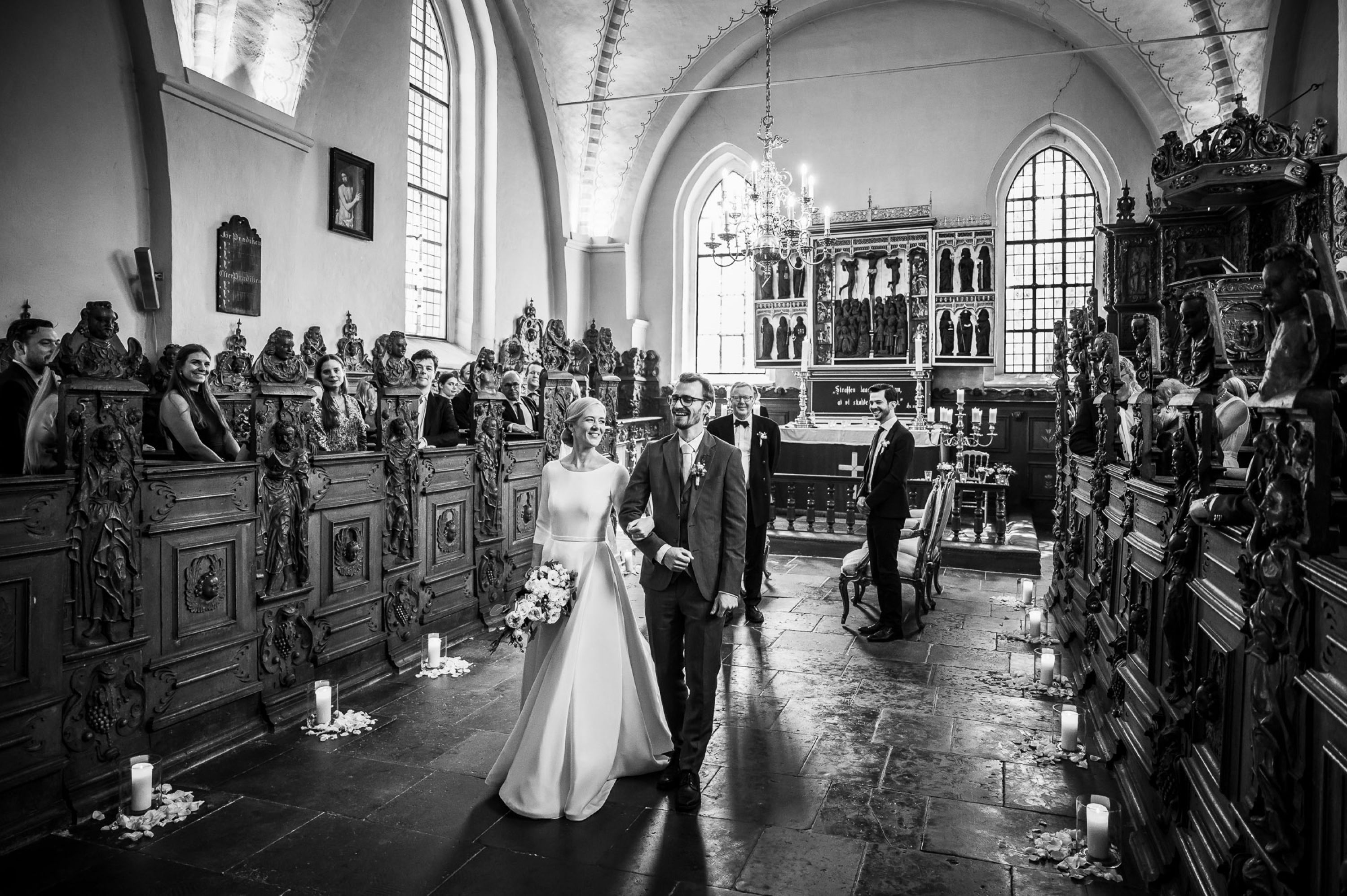 Jens-Christian-Caroline-Jan-van-de-Maat-Fotografie-Photography-Destination-Wedding-Denmark-Holckenhavn-Castle-Slot