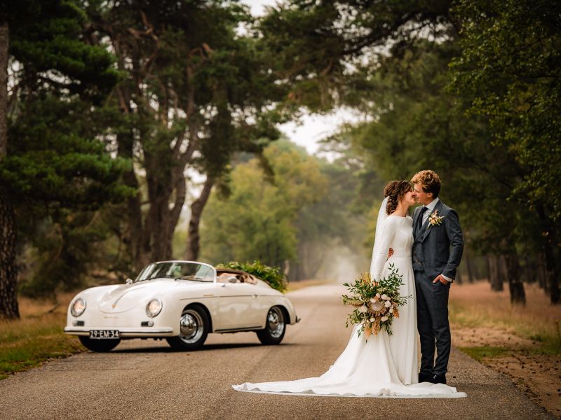 Johnny-Lisanne-Jan-van-de-Maat-Bruidsfotografie-Trouwfotografie-Otterlo-Kootwijkerbroek-Park-Hoge-Veluwe
